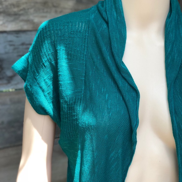 ✨4 for $20✨ Aqua Blue Shrug Sweater - Picture 2 of 8